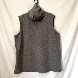 SIMPLY VERA Vera Wang turtleneck sleeveless tank